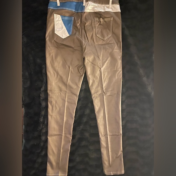 Women's Boot Cut Jeans - Blue, Silver, and Brown - Picture 7 of 7